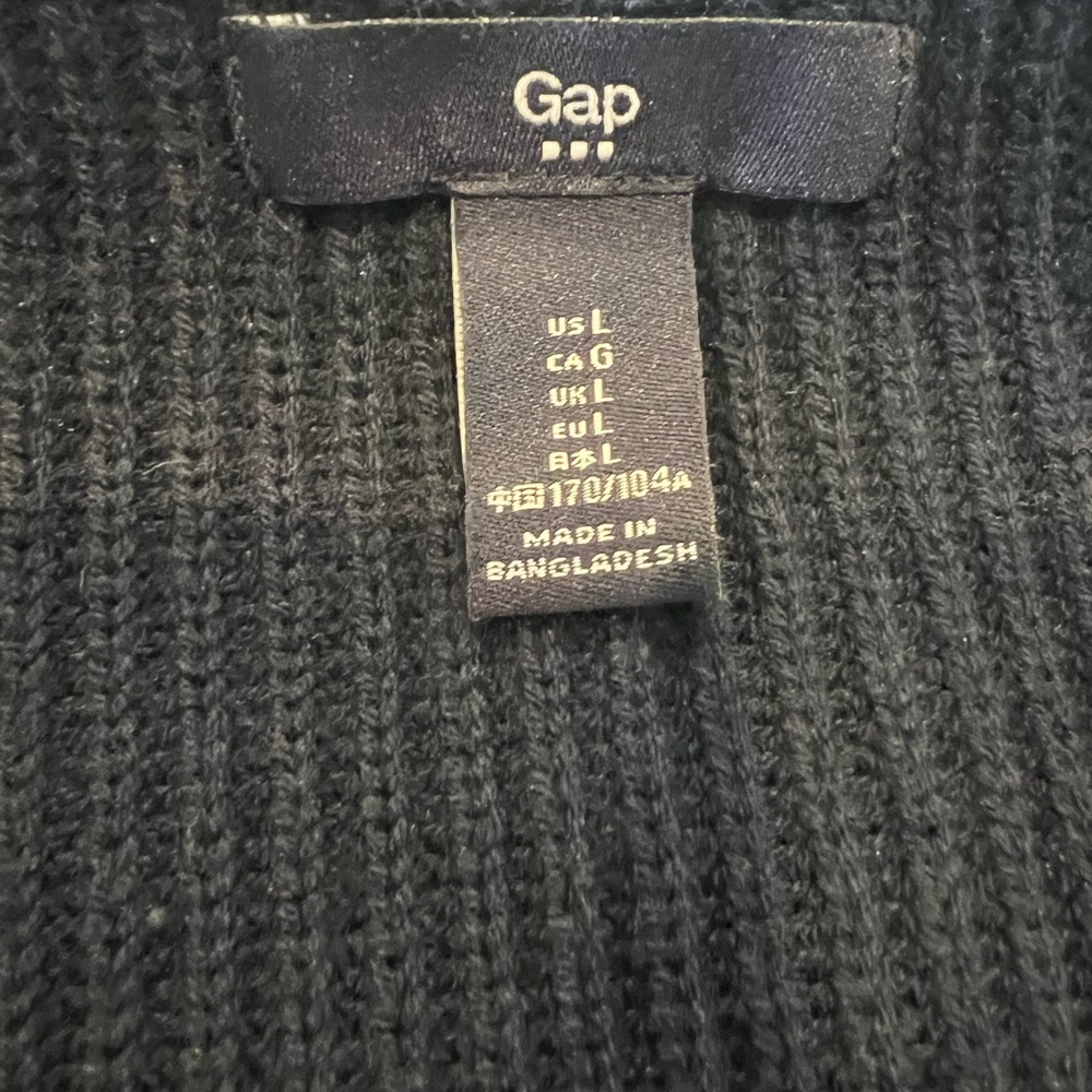 GAP Off-the-Shoulder Navy and Cream Striped Sweater - Picture 3 of 3